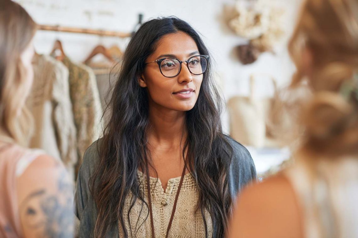 Summer Networking: Making Meaningful Connections at Seasonal Events